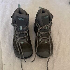 Keen Charcoal and Teal Outdoor Boots